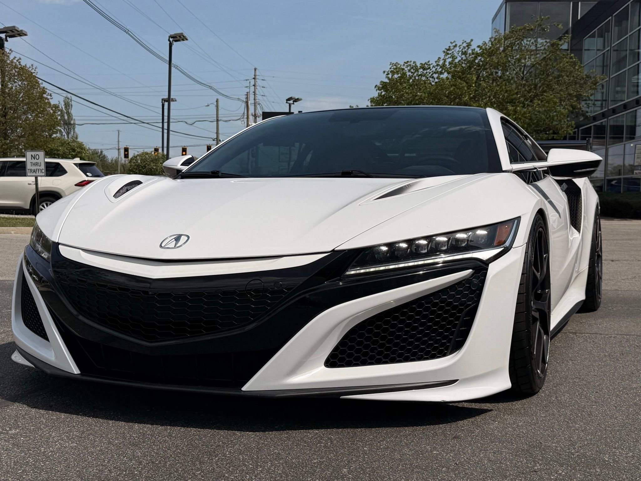 Used 2017 Acura NSX image 3