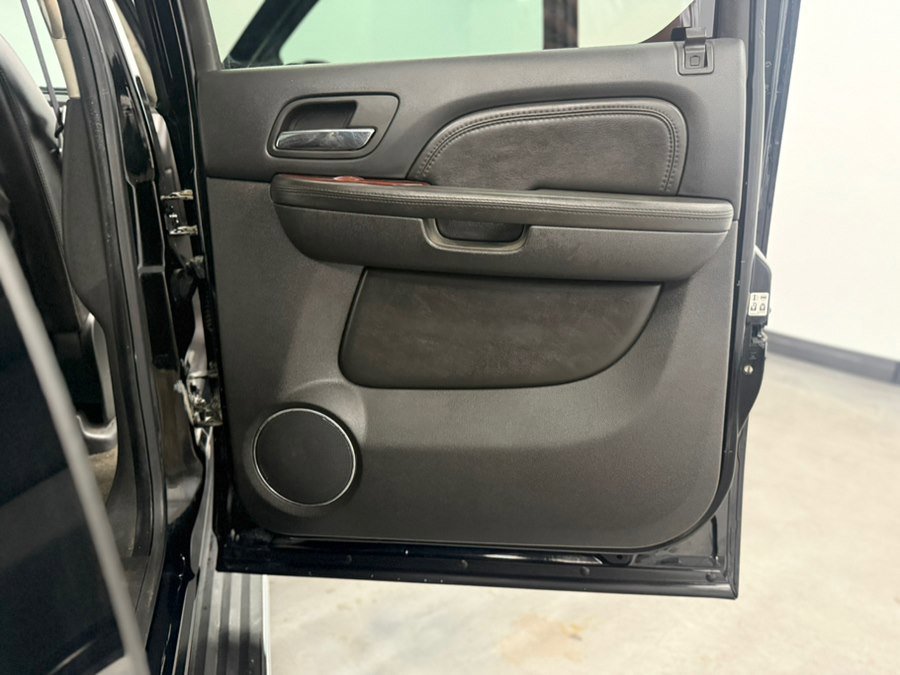 Used 2008 Cadillac Escalade EXT AWD/4WD image 38