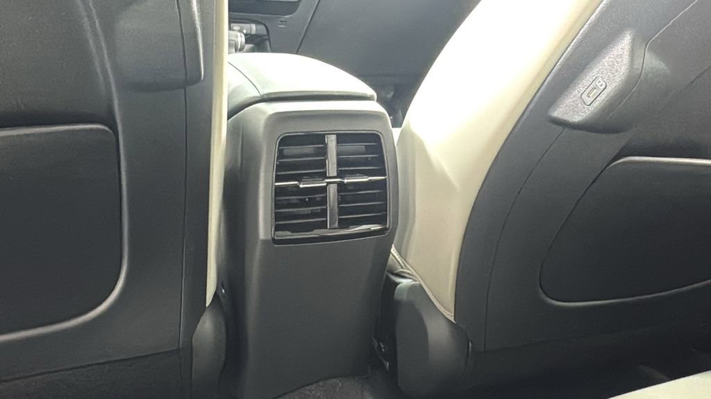 New 2025 Kia Niro EX image 35