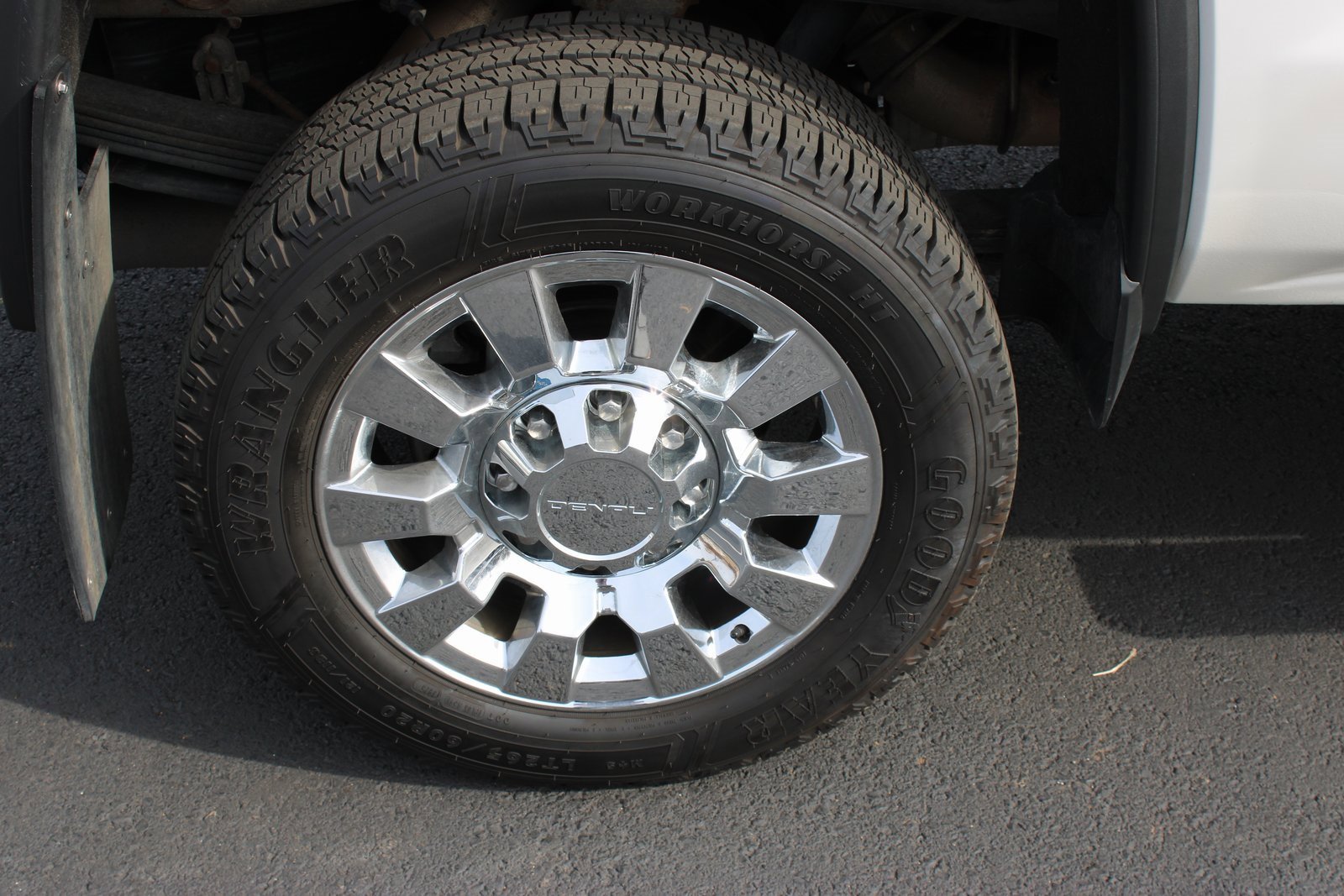 Used 2019 GMC Sierra 2500 Denali w/ Duramax Plus Package image 24