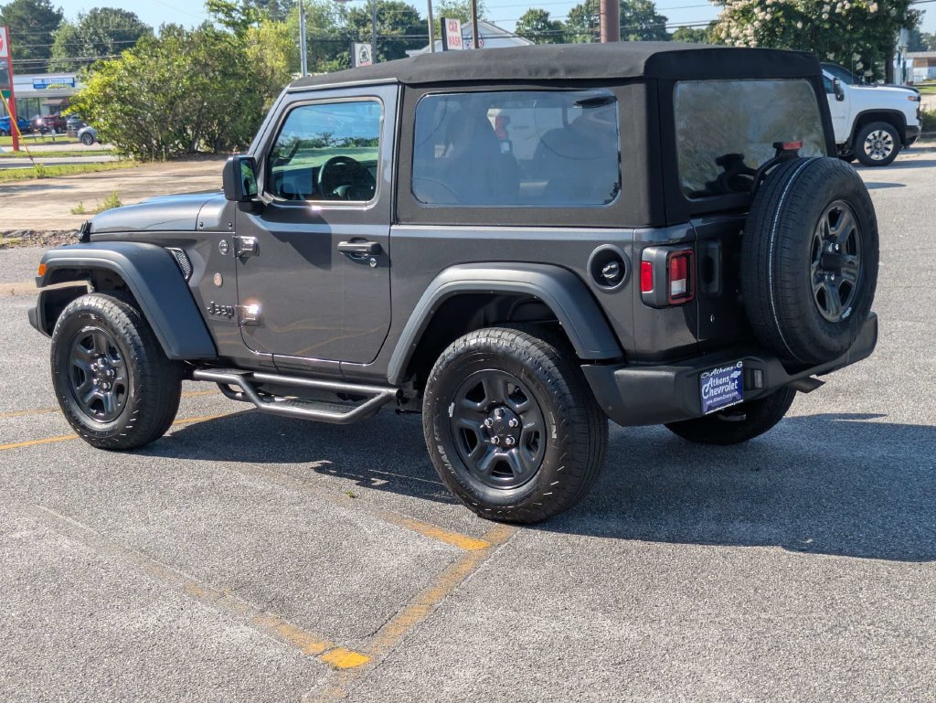 Used 2024 Jeep Wrangler Sport AWD/4WD image 6