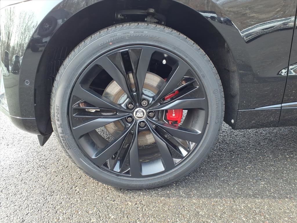 New 2026 Jaguar F-PACE R-Dynamic S image 9