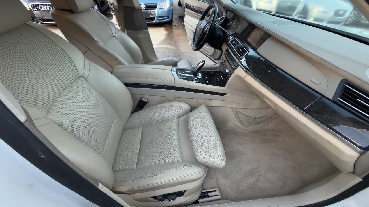 Used 2009 BMW 750Li image 48