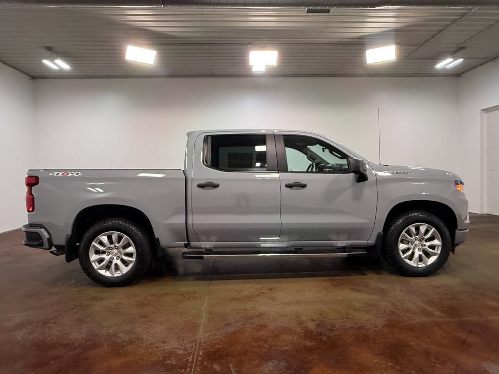 Used 2024 Chevrolet Silverado 1500 Custom AWD/4WD image 21