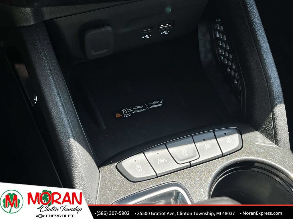 Certified 2024 Chevrolet TrailBlazer LT w/ Convenience Package FWD image 24