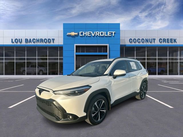 Used 2024 Toyota Corolla Cross XSE w/ Convenience Package image 4