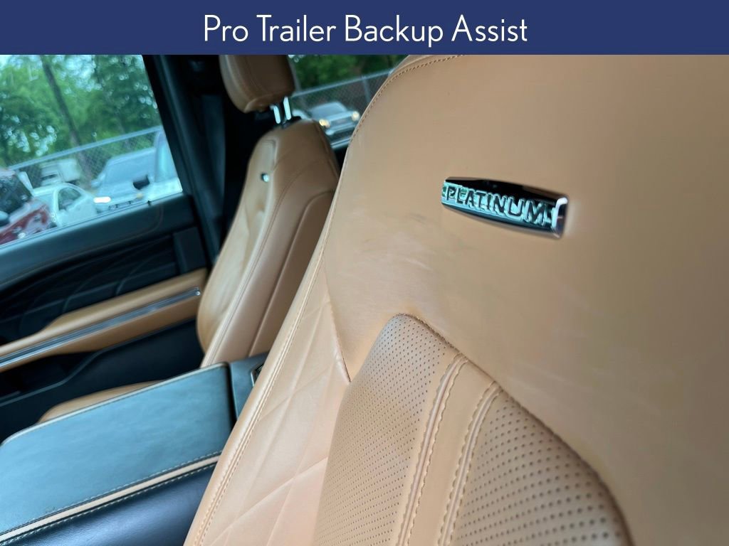 Used 2024 Ford Expedition Max Platinum RWD image 11