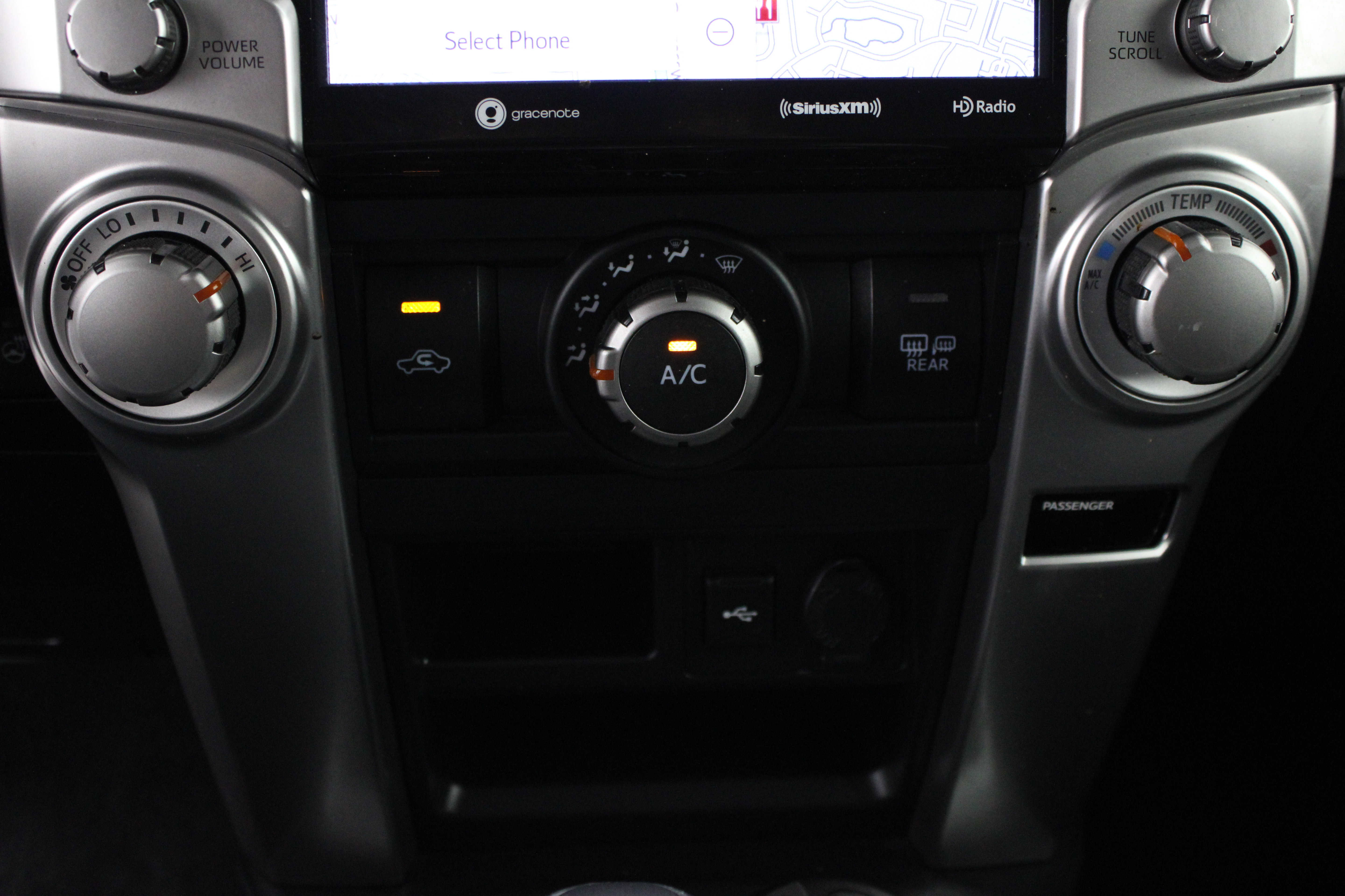 Used 2023 Toyota 4Runner SR5 Premium AWD/4WD image 18
