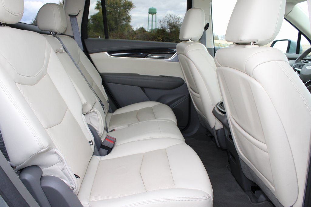 Used 2023 Cadillac XT6 Premium Luxury image 23