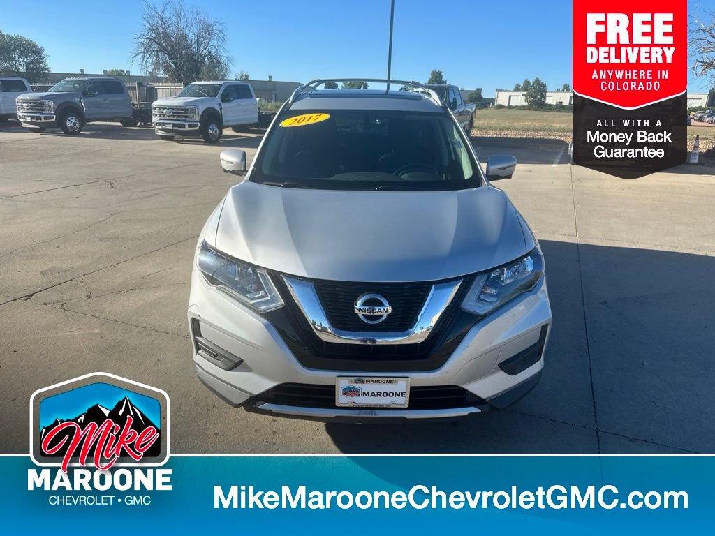 Used 2017 Nissan Rogue SV