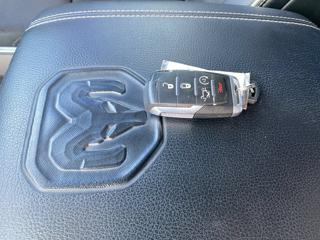 Used 2021 RAM 1500 Laramie w/ Sport Appearance Package AWD/4WD image 29