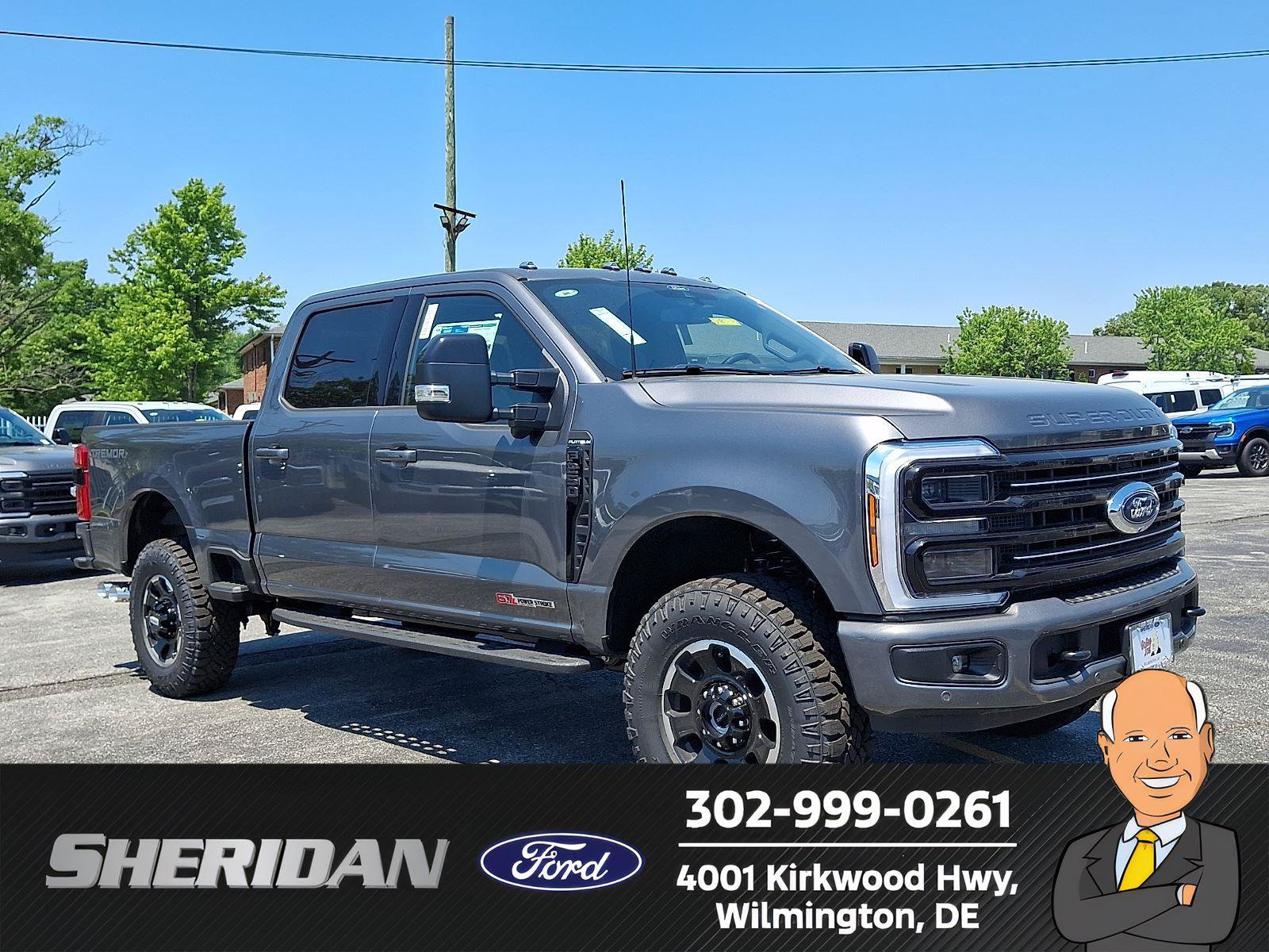 New 2026 Ford F250 Platinum w/ Tremor Off-Road Package