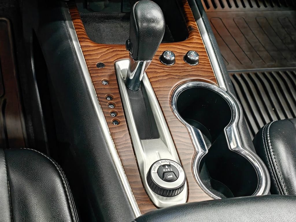 Used 2019 Nissan Pathfinder Platinum AWD/4WD image 9