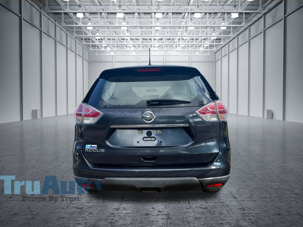Used 2015 Nissan Rogue S FWD image 4