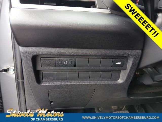 Used 2023 Mitsubishi Outlander SE Black Edition image 36