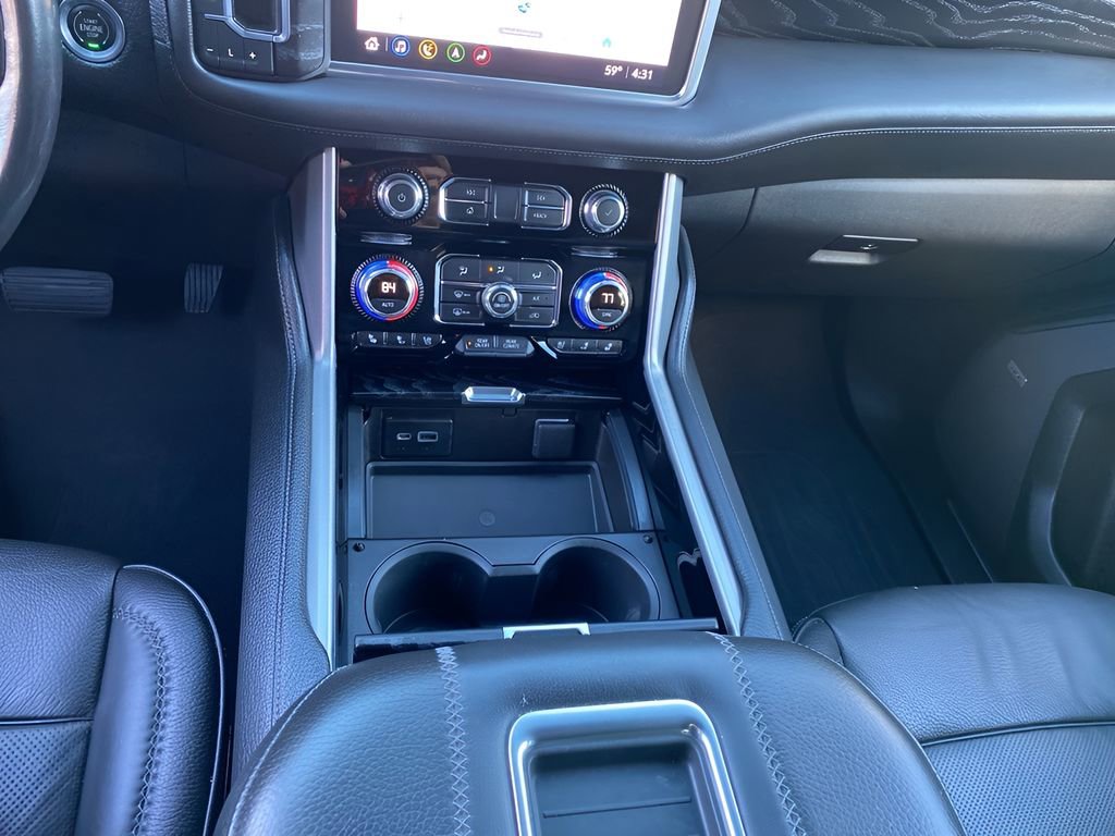 Used 2021 GMC Yukon Denali w/ Denali Premium Package image 26