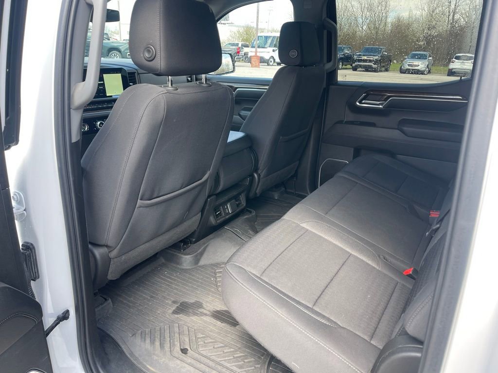 Used 2023 GMC Sierra 1500 SLE AWD/4WD image 15
