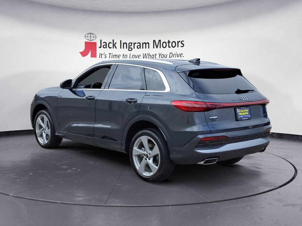Used 2025 Audi Q5 Premium Plus w/ Premium Plus image 3