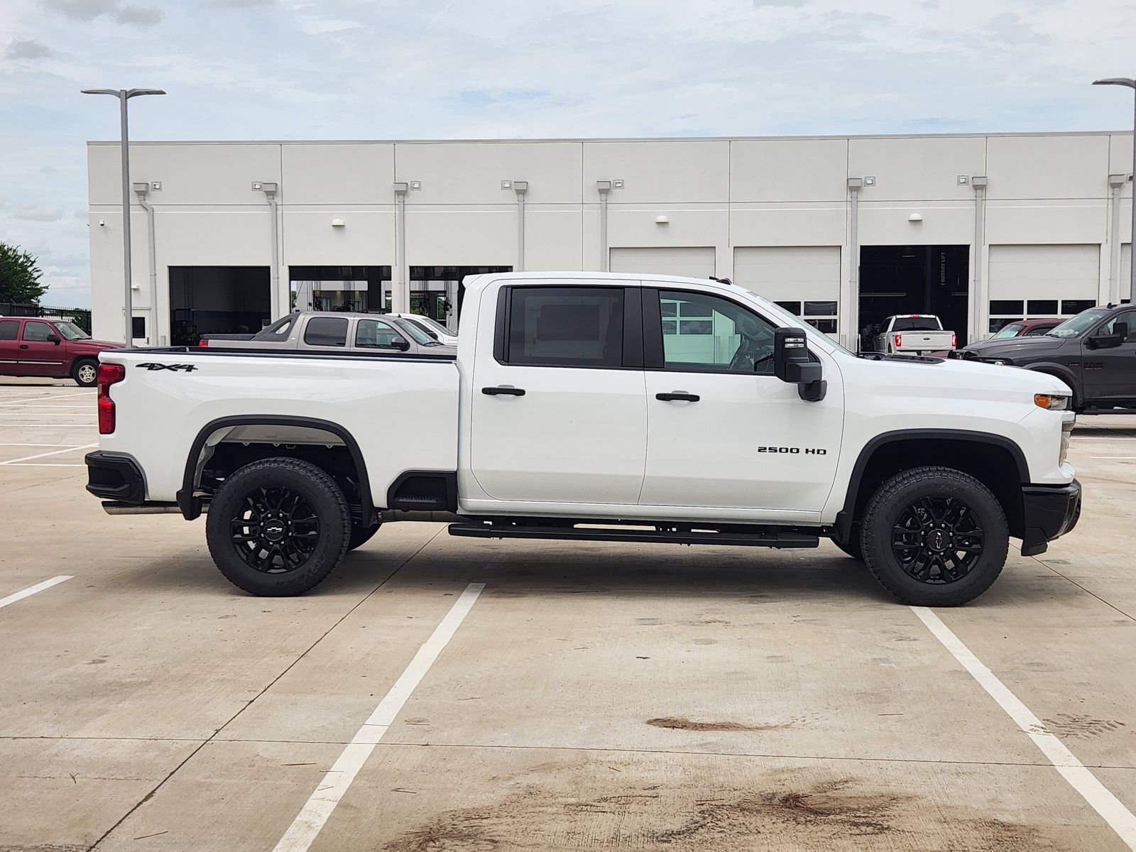 New 2026 Chevrolet Silverado 2500 Custom w/ Custom Value Package AWD/4WD image 7