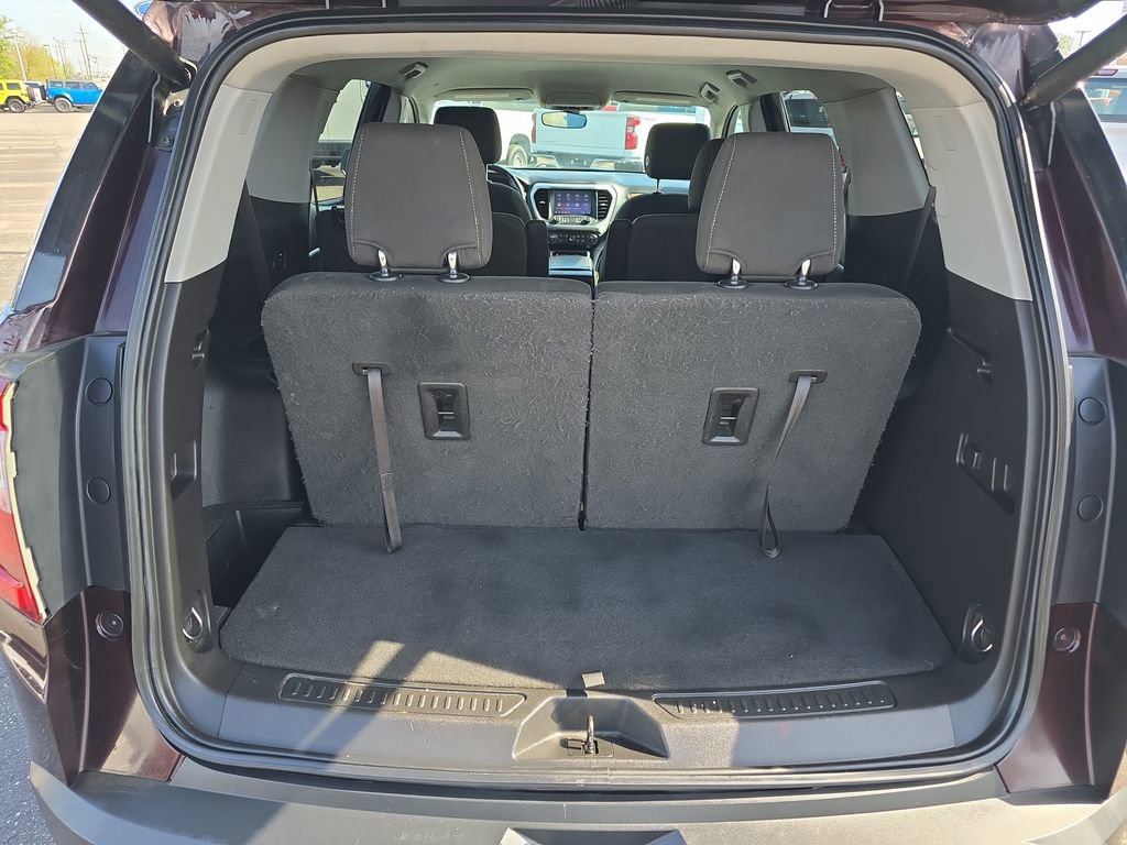 Used 2020 GMC Acadia SLE w/ Driver Convenience Package image 17