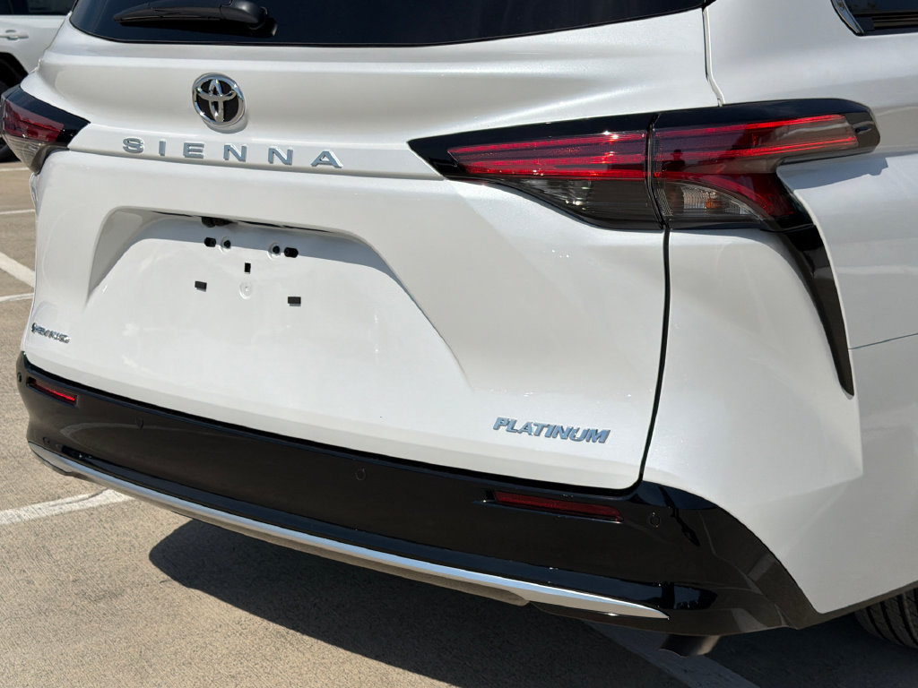 New 2026 Toyota Sienna Platinum AWD/4WD image 5