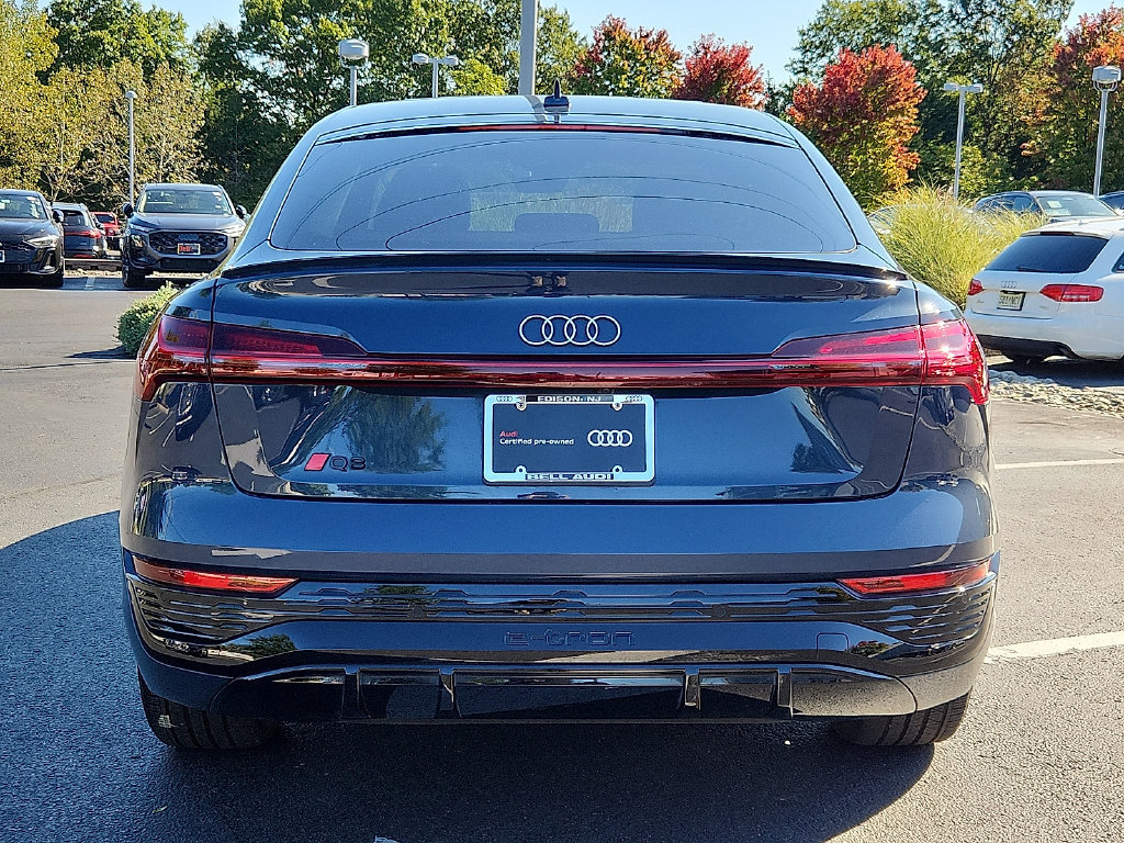 Certified 2024 Audi Q8 e-tron Premium Plus AWD/4WD image 11