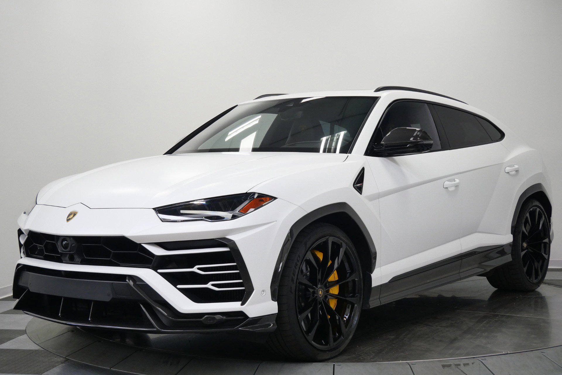 Used 2021 Lamborghini Urus AWD/4WD image 5
