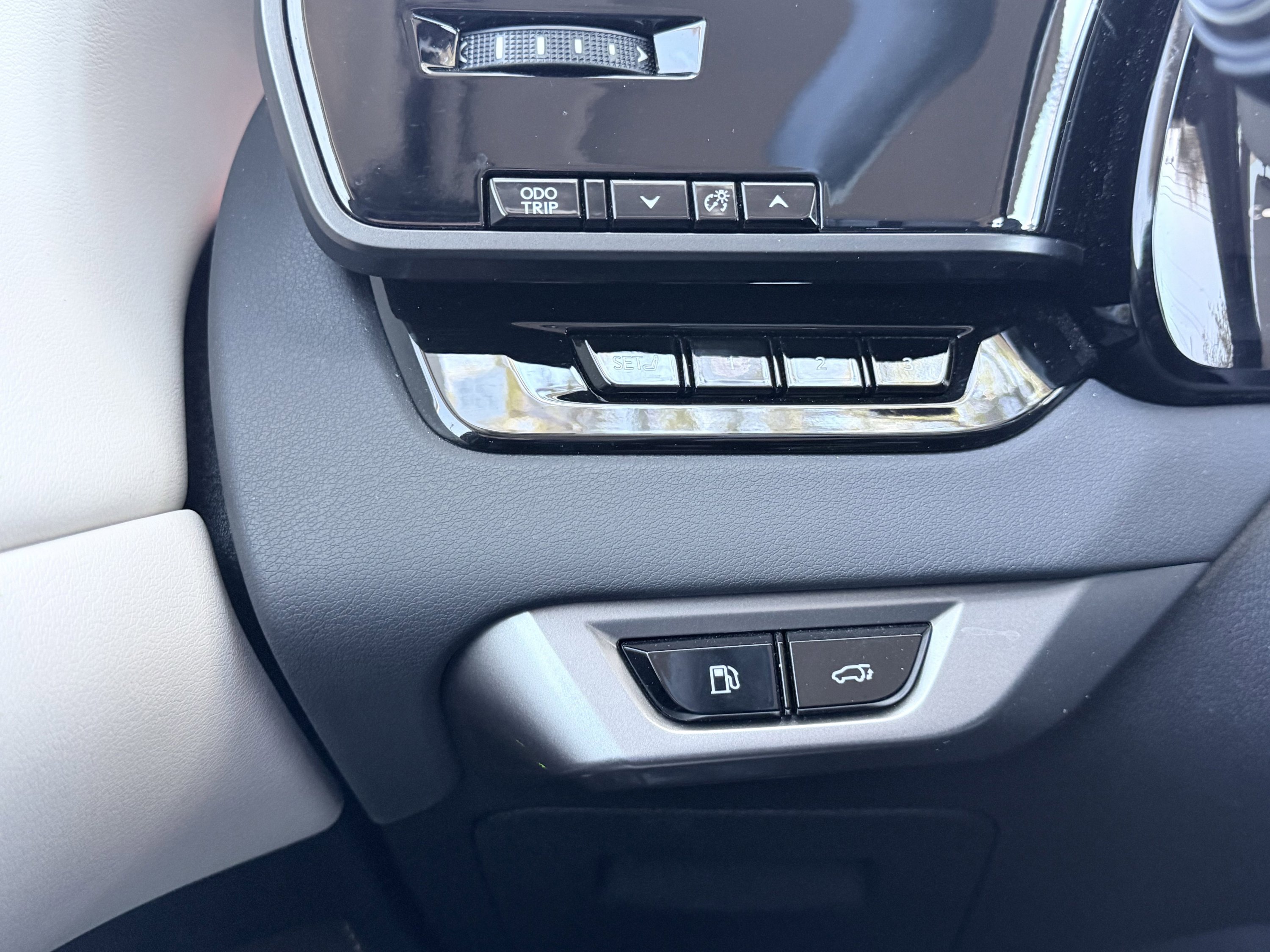 Used 2025 Lexus RX 350 Premium Plus w/ Convenience Package image 71