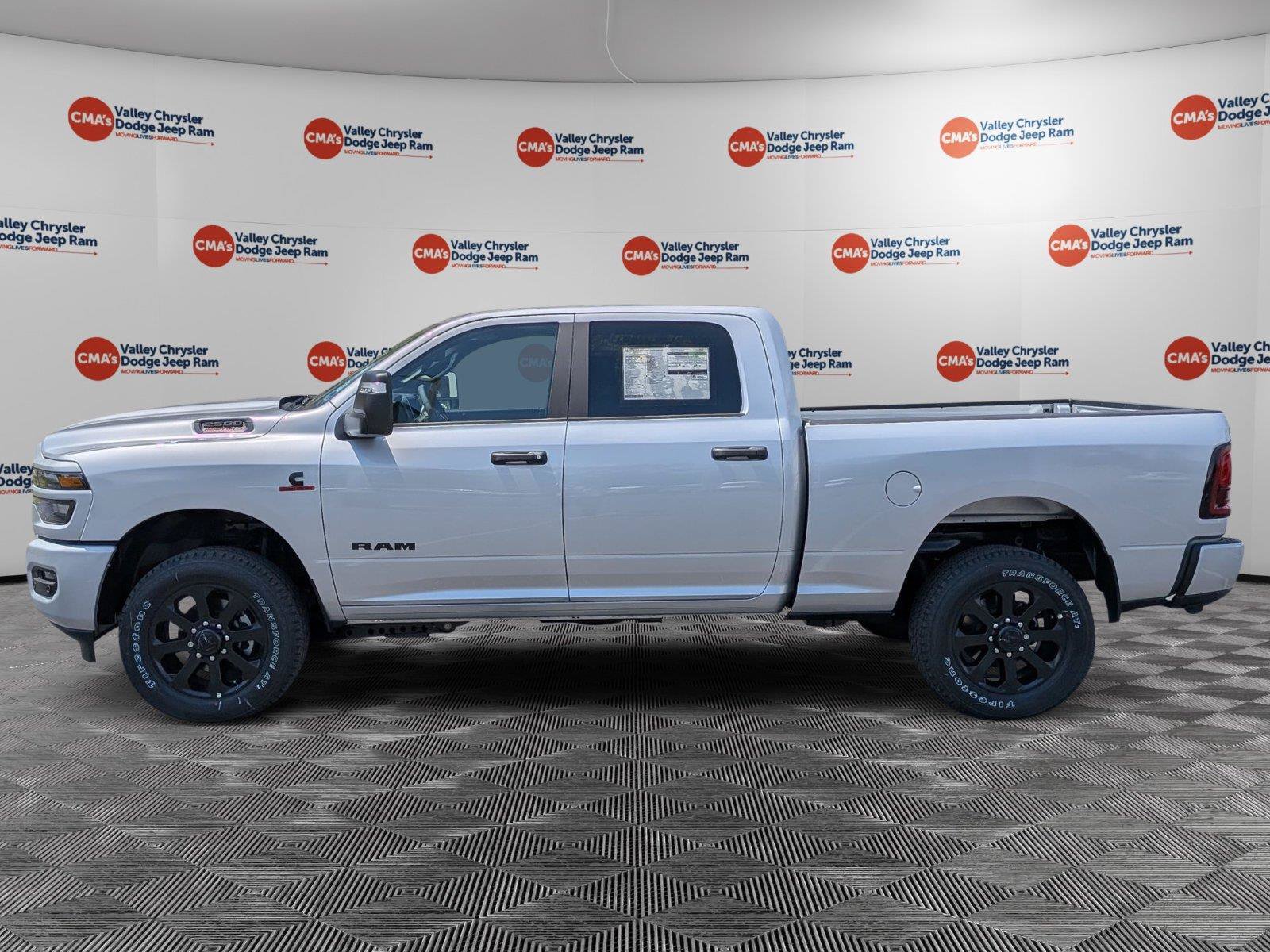 New 2026 RAM 2500 Big Horn AWD/4WD image 8