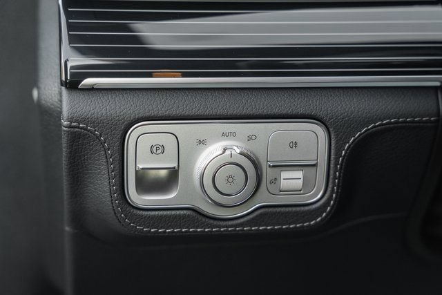 New 2026 Mercedes-Benz GLS 450 4MATIC image 41