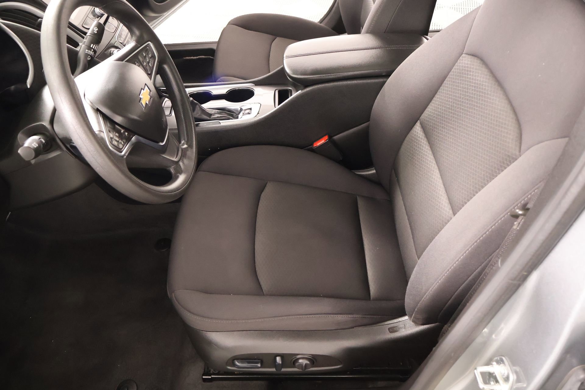 Used 2024 Chevrolet Malibu LT FWD image 11