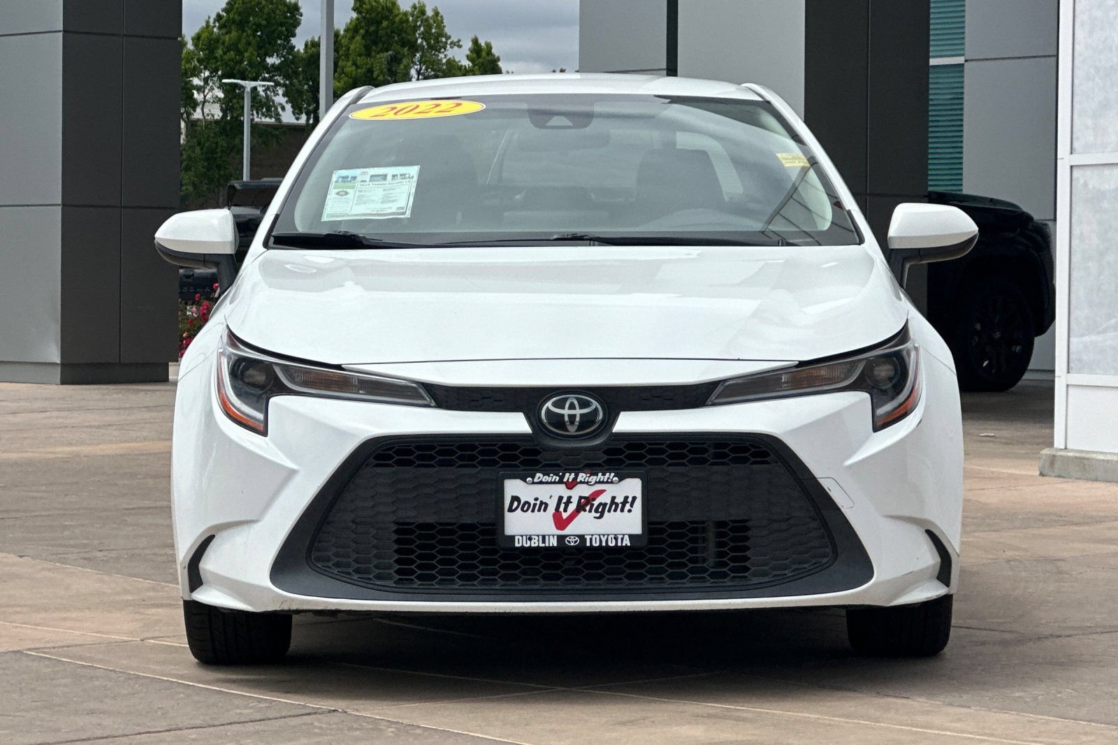 Used 2022 Toyota Corolla LE FWD image 10
