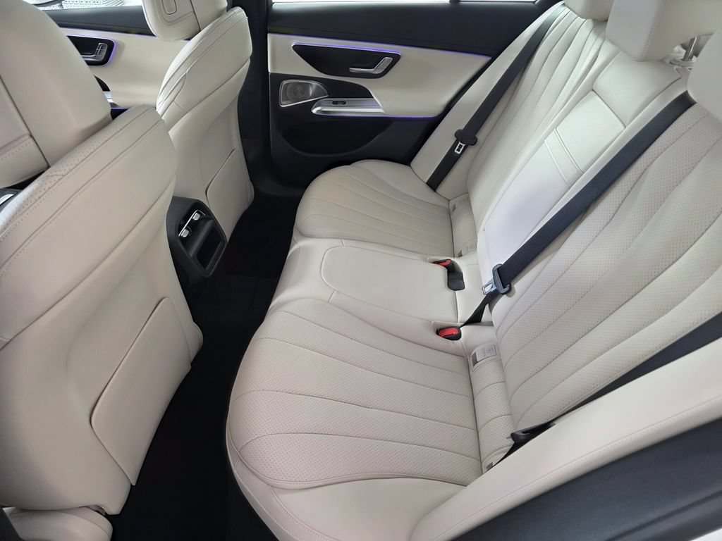 New 2026 Mercedes-Benz E 350 Sedan image 11