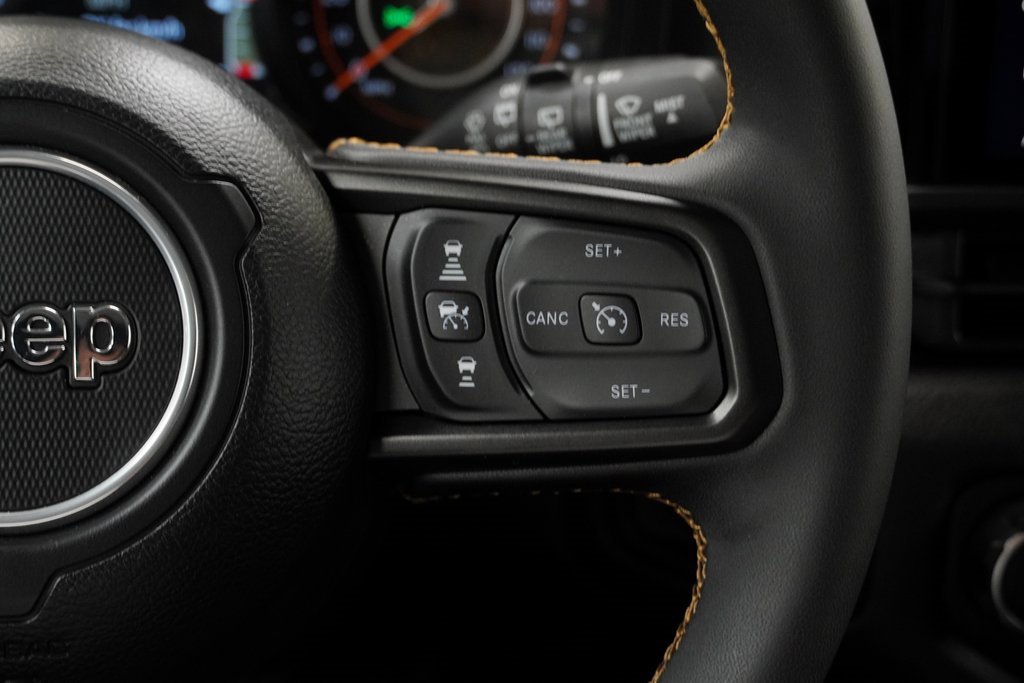 Certified 2024 Jeep Wrangler Willys image 35