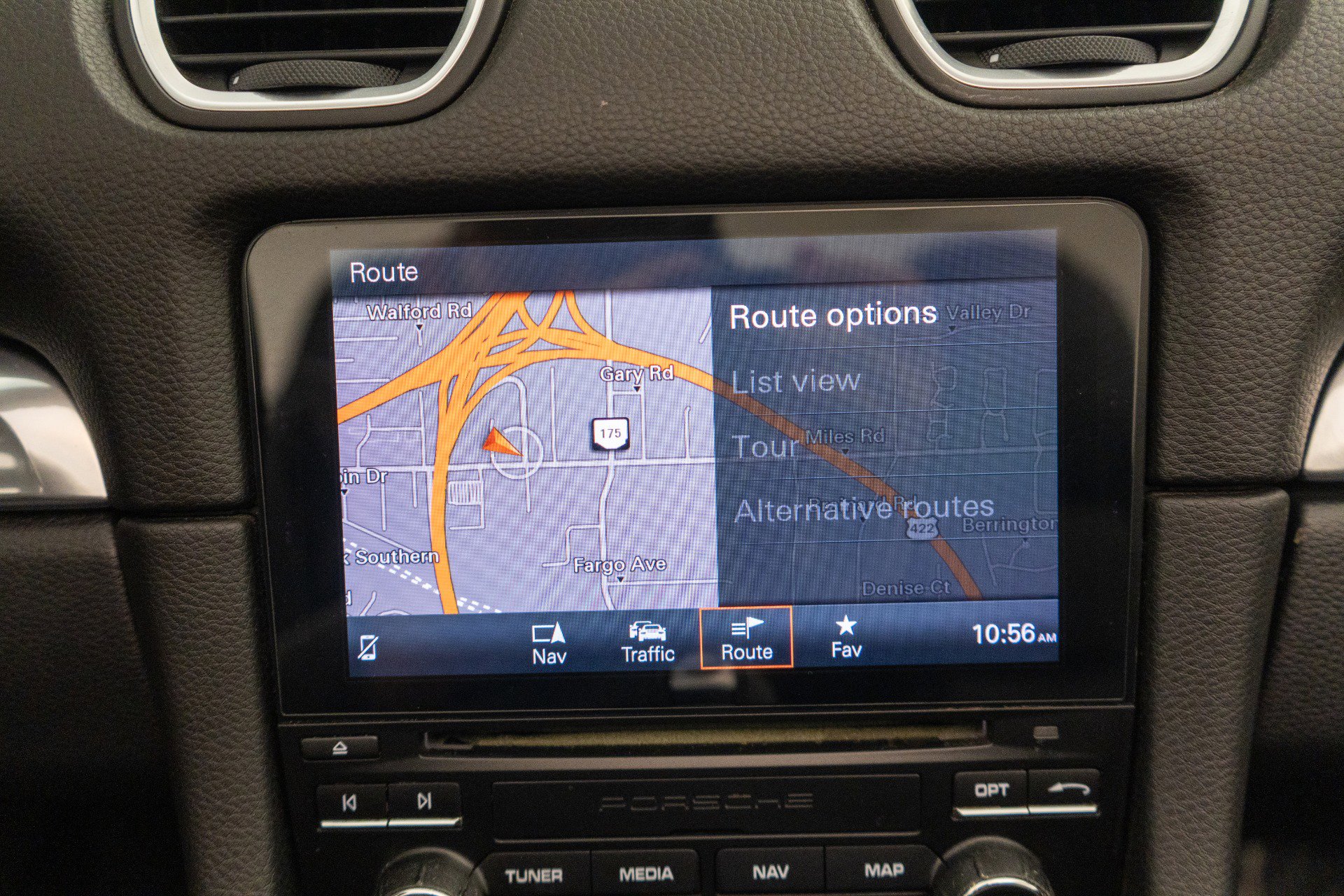 Used 2017 Porsche 718 Boxster RWD image 16