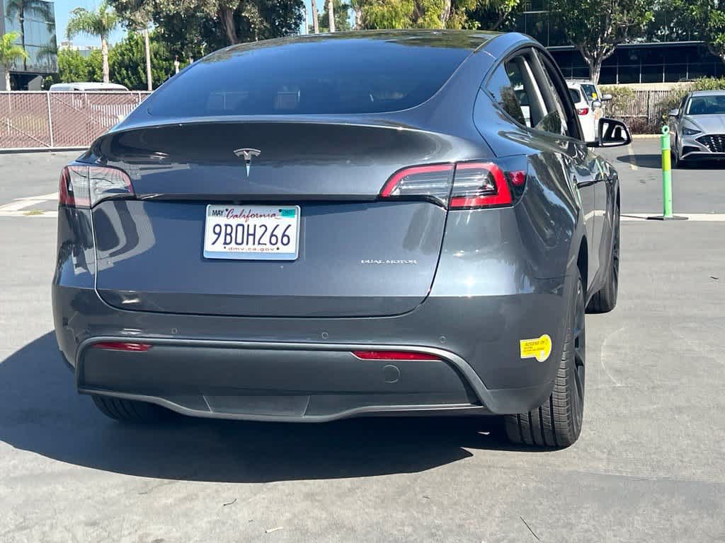 Used 2022 Tesla Model Y Long Range AWD/4WD image 4