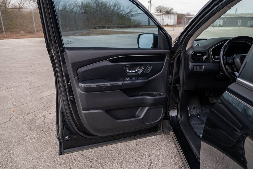 Used 2023 Honda Pilot EX-L image 10