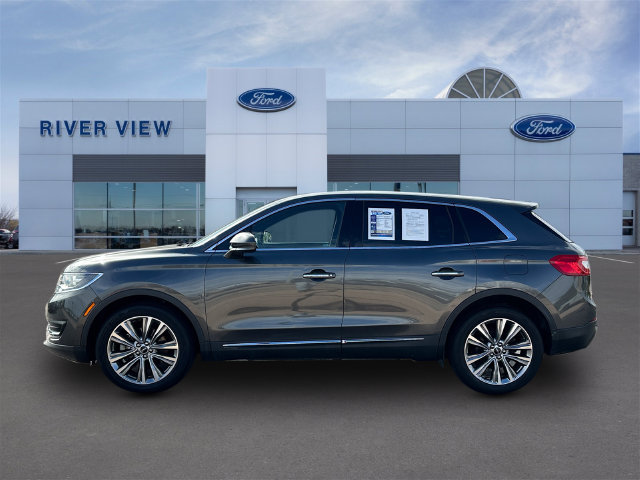 Used 2017 Lincoln MKX Reserve w/ Driver Assistance Package AWD/4WD image 4