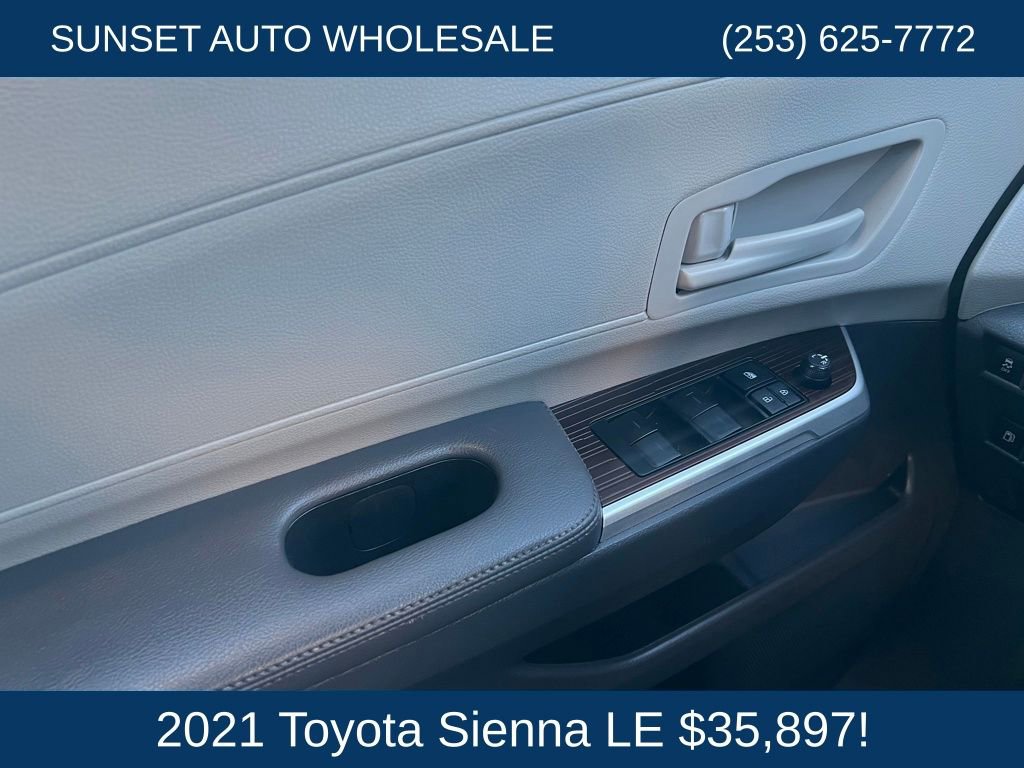 Used 2021 Toyota Sienna LE image 25
