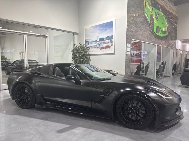 Used 2017 Chevrolet Corvette Grand Sport w/ Carbon Flash Badge Package RWD image 91