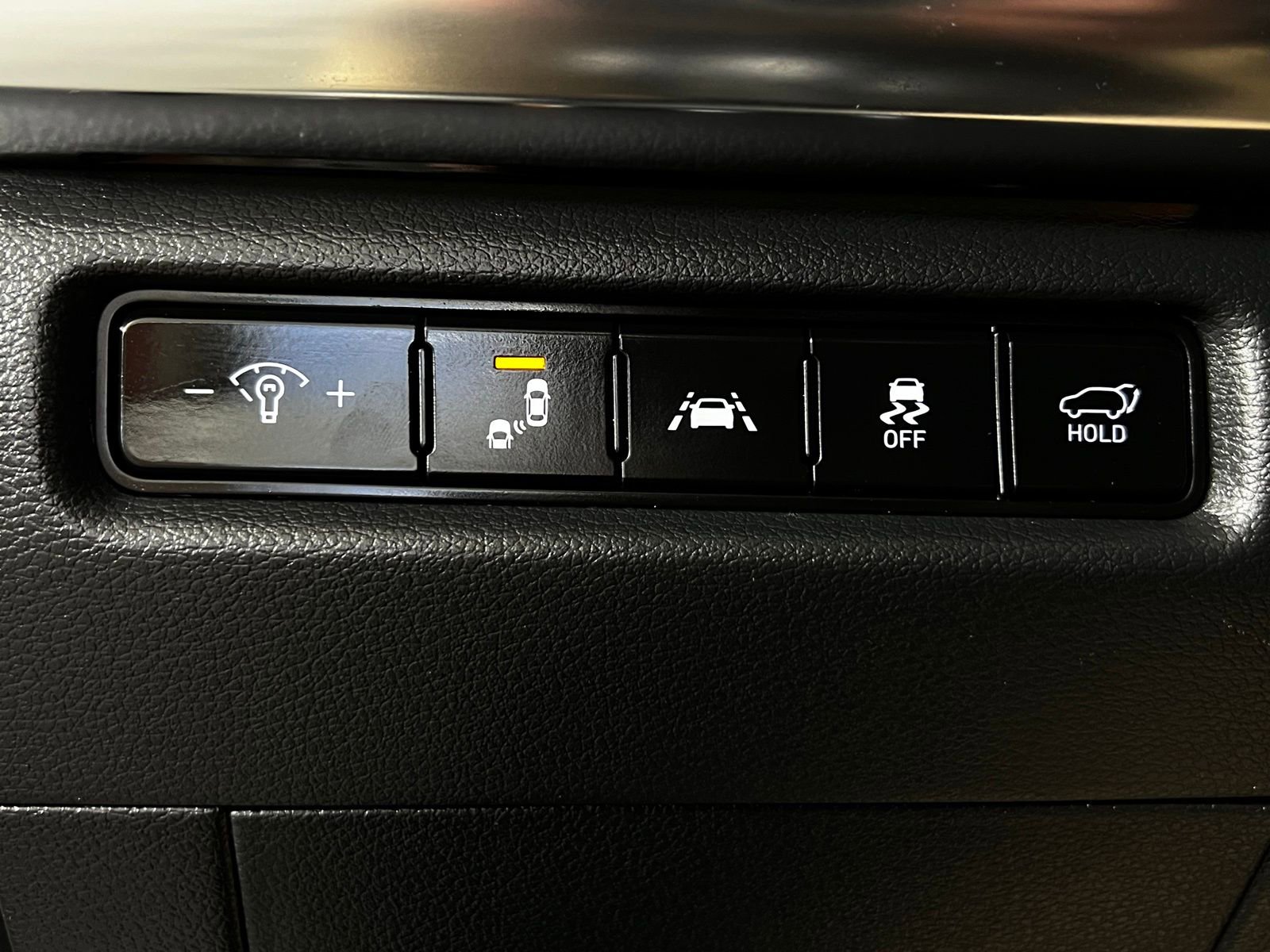 Used 2020 Kia Telluride SX w/ SX Prestige Package image 25