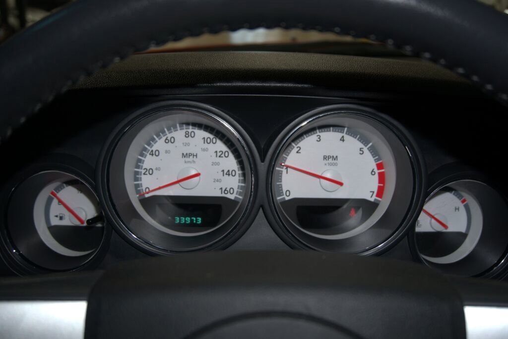 Used 2009 Dodge Challenger R/T image 38