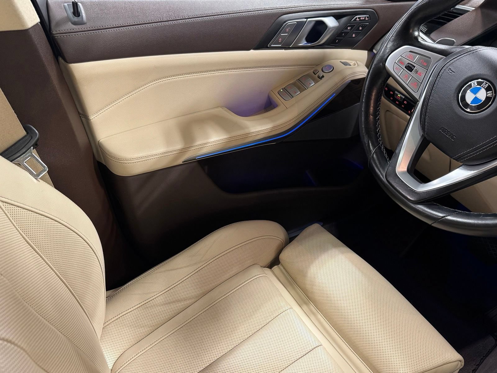 Used 2019 BMW X7 xDrive50i w/ Dynamic Handling Package AWD/4WD image 43