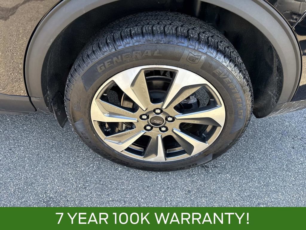 Used 2023 Ford Escape Platinum w/ Premium Technology Package image 12