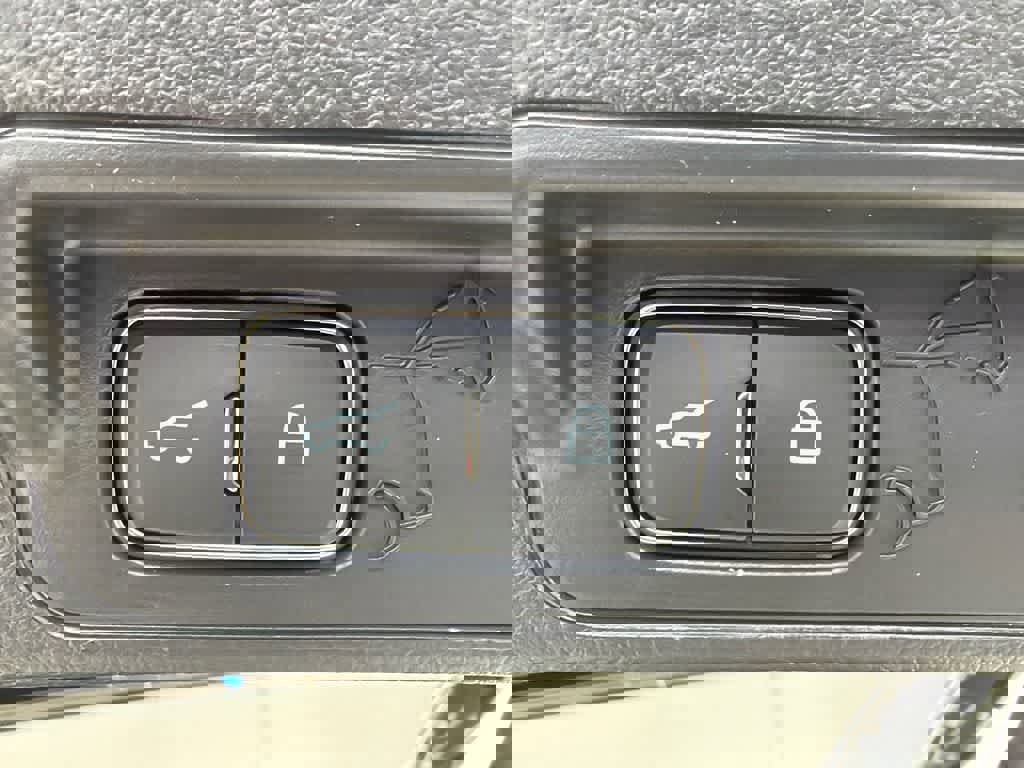 New 2026 Ford Explorer Active image 17