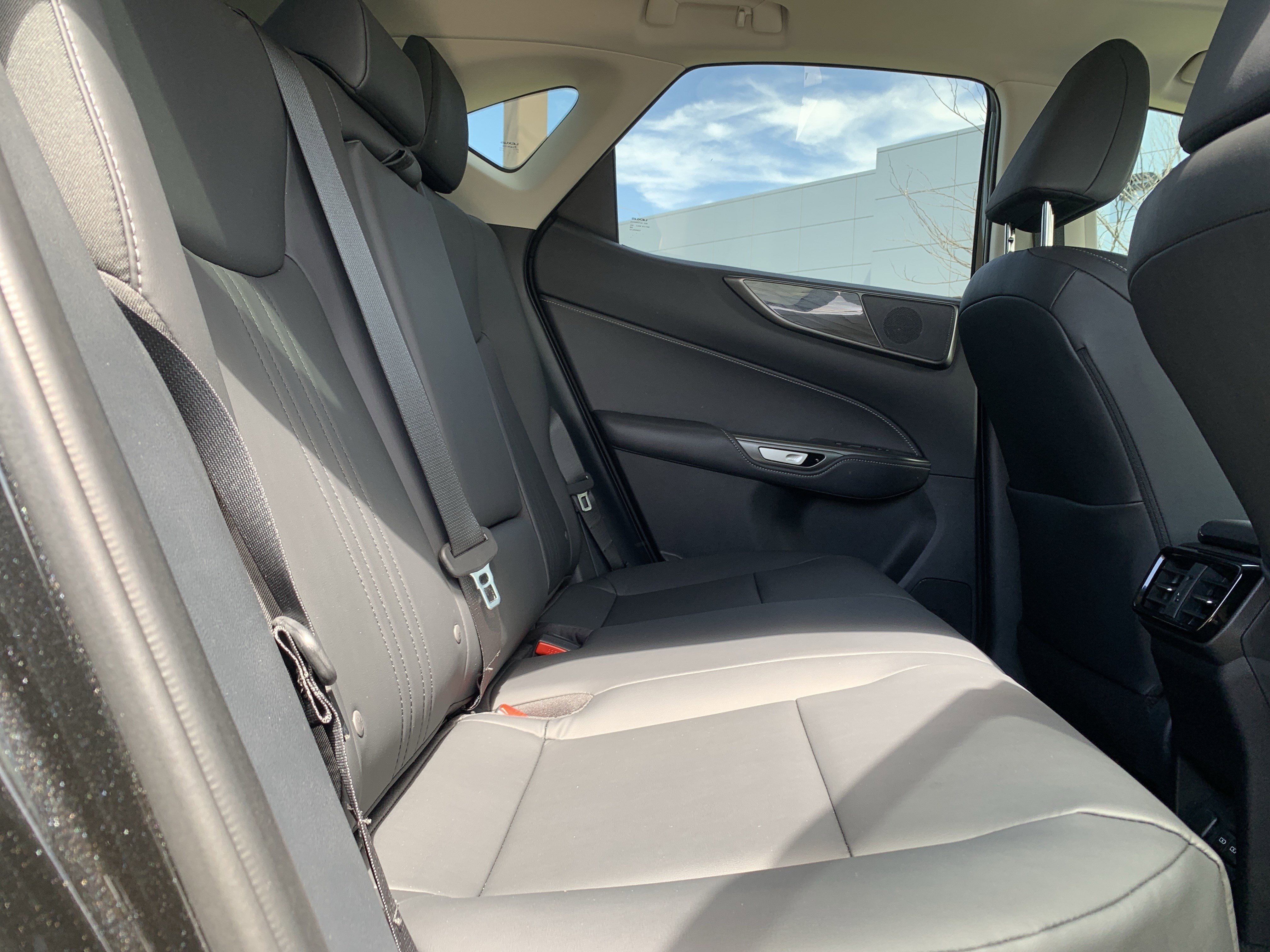 Certified 2026 Lexus NX 350 AWD w/ Accessory Package (2T) image 33