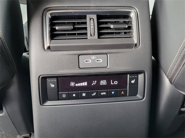 New 2025 MAZDA CX-70 Plug-In Hybrid w/ Premium Plus image 14