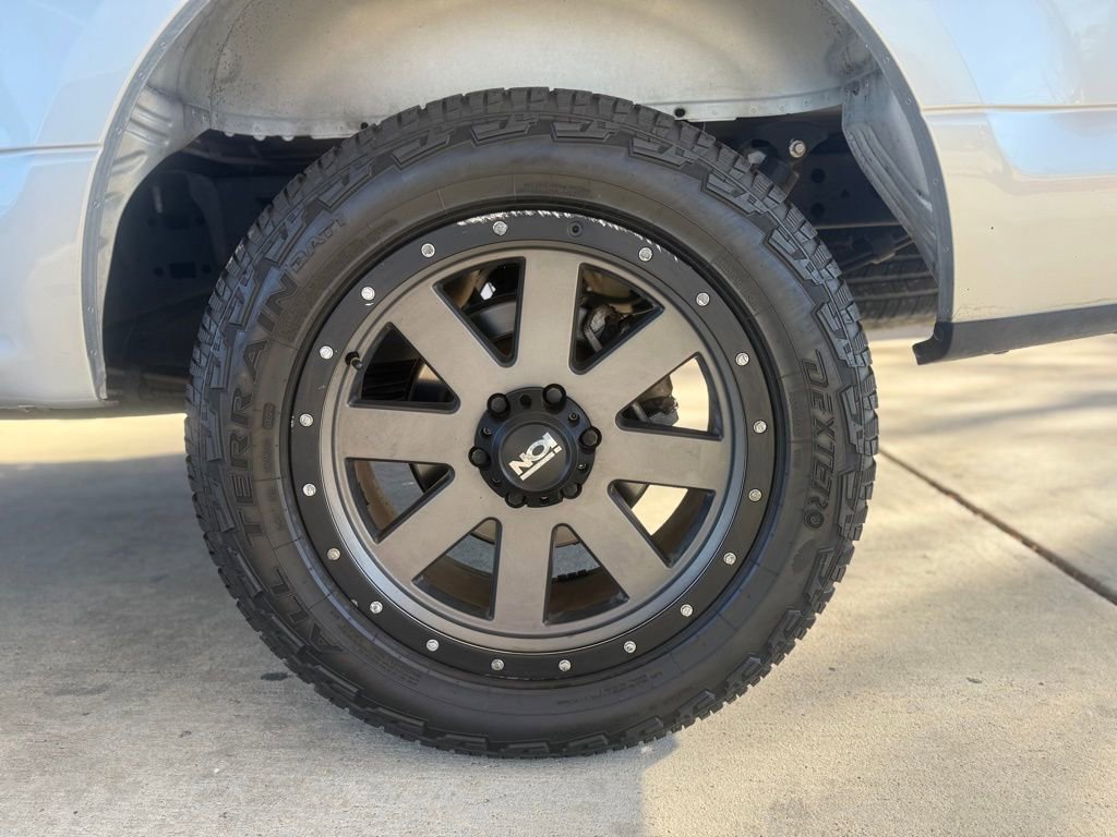 Used 2017 Ford F150 XLT image 11