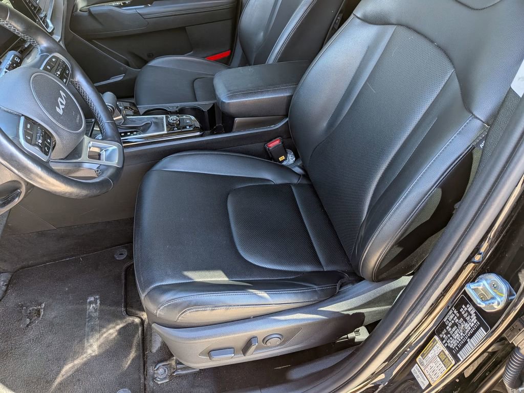 Certified 2023 Kia Sportage EX image 21