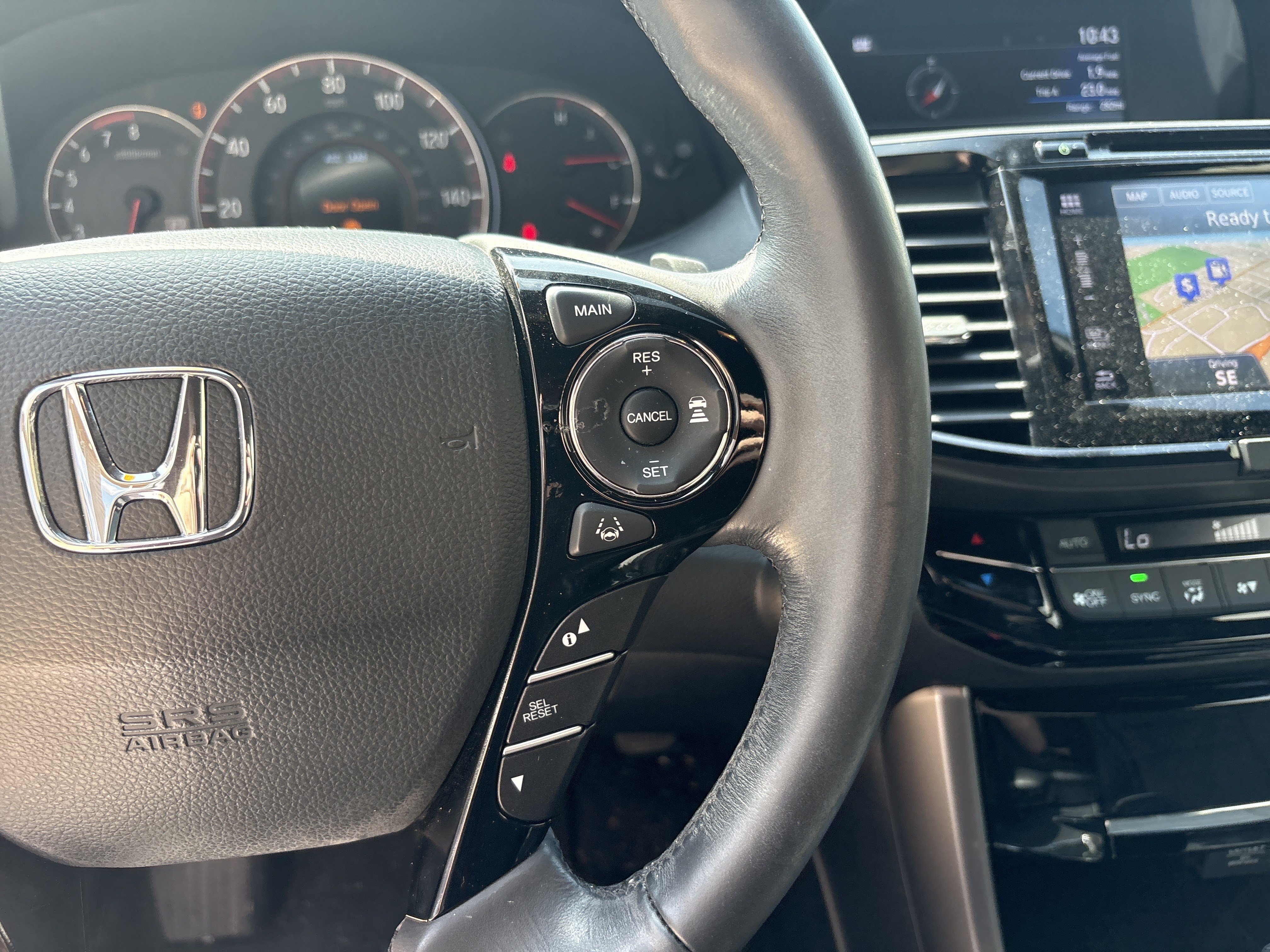 Used 2017 Honda Accord Touring image 20